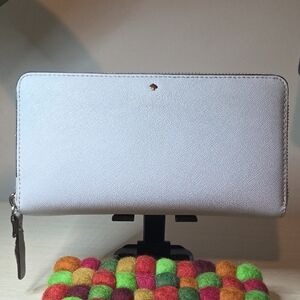Kate Spade Pale Gray Leather Full Zip Wallet